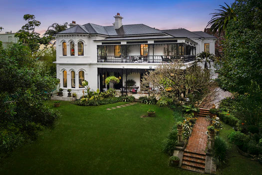Artvisory To Sell The Contents of The Former Home of Baz Luhrmann and Catherine Martin in Sydney