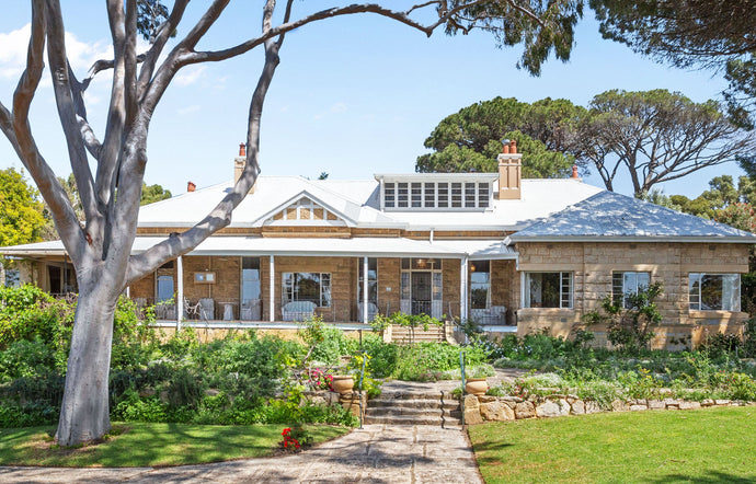 The Wordsworth Collection Auction Takes Off in Perth